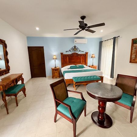 Hotel Fundadores 巴利亚多利德 外观 照片