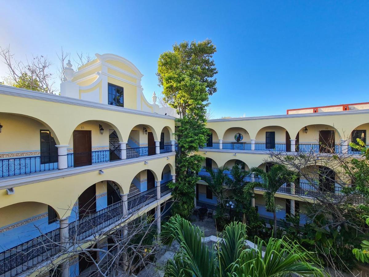 Hotel Fundadores 巴利亚多利德 外观 照片